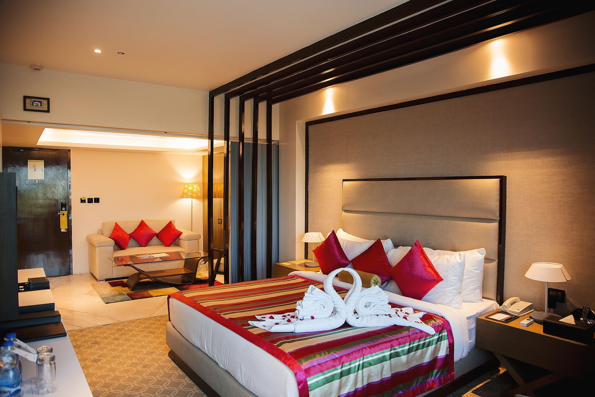 Radisson Lucknow City Center Kültér fotó