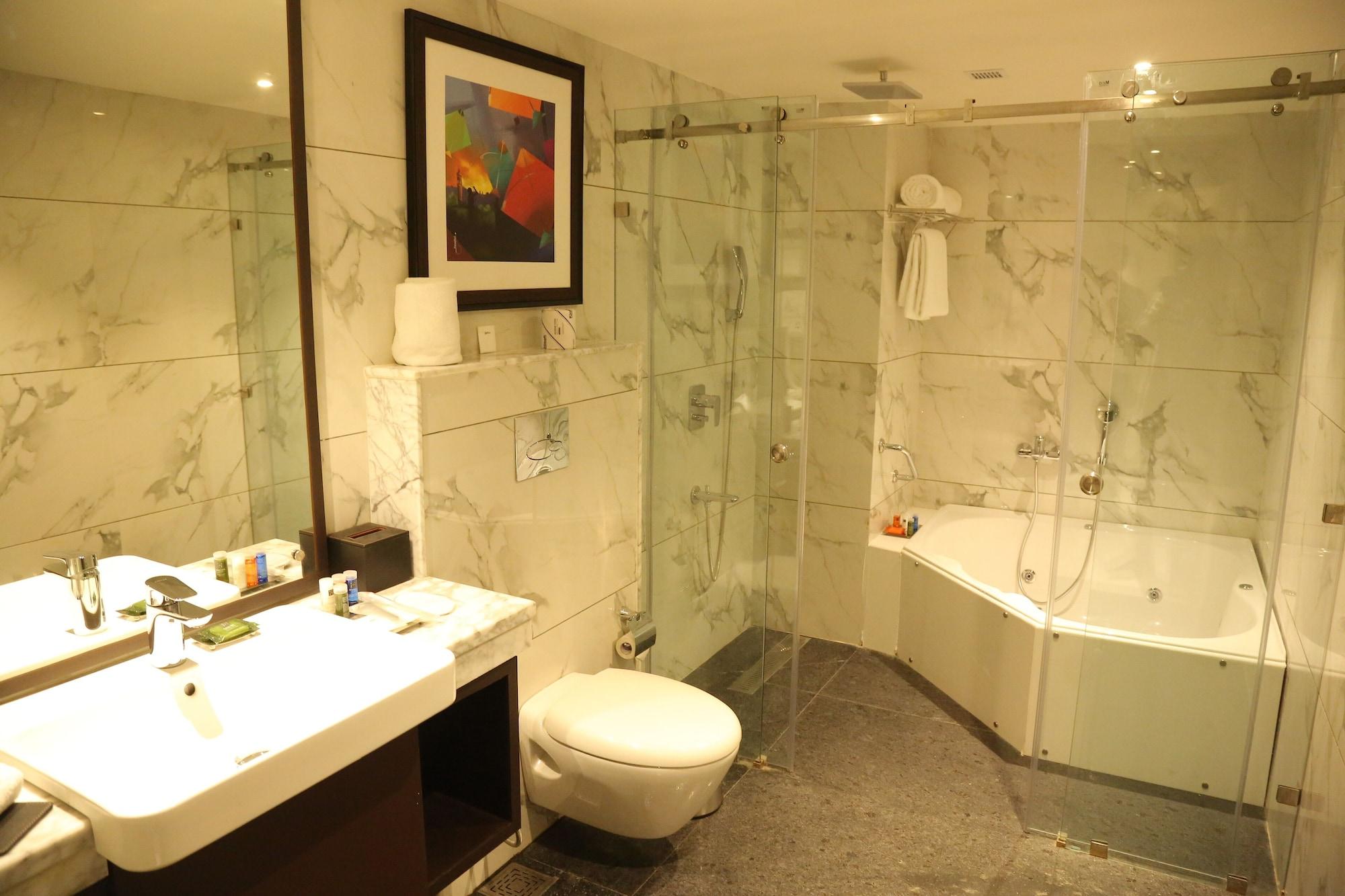 Radisson Lucknow City Center Kültér fotó