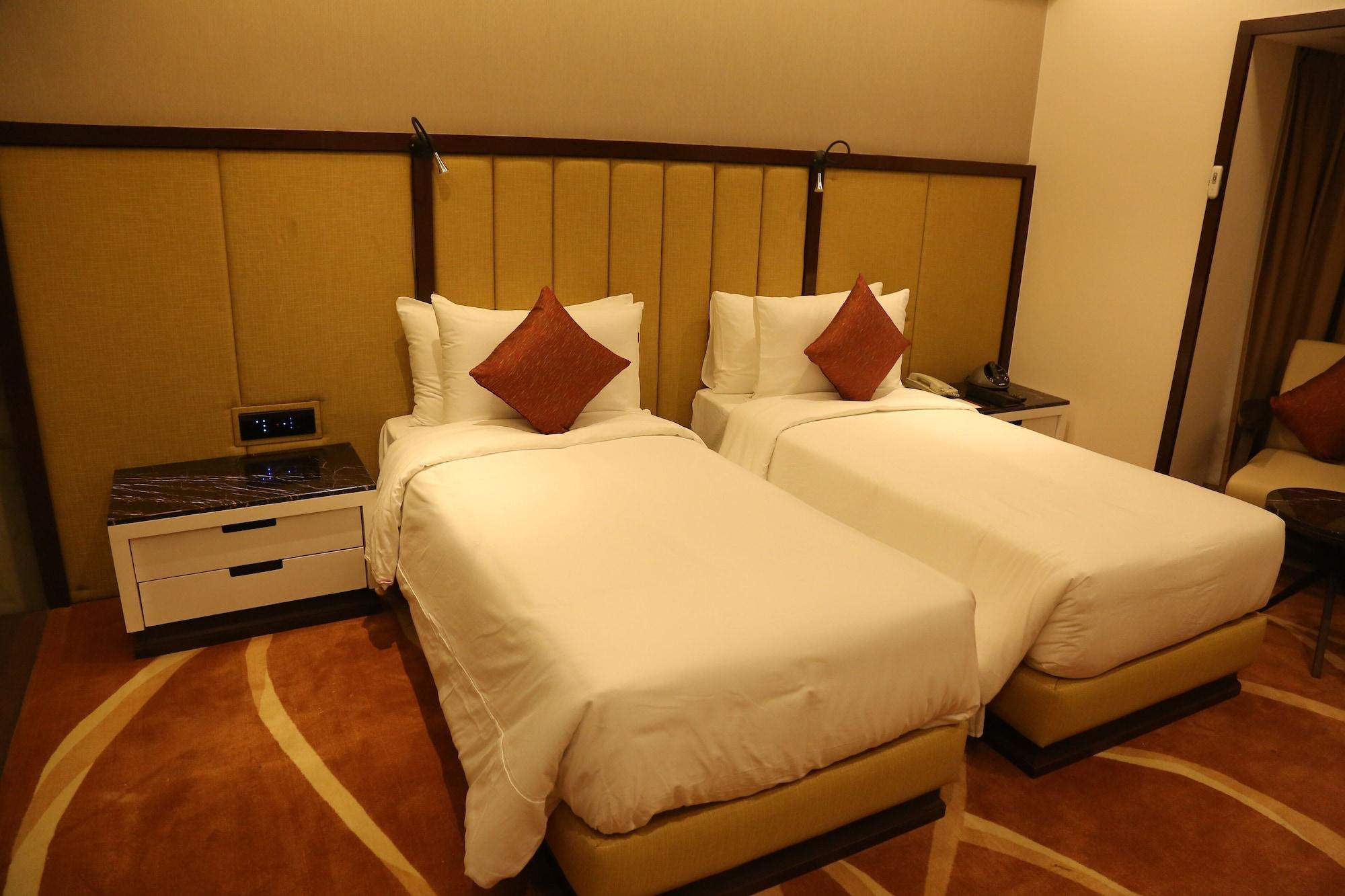 Radisson Lucknow City Center Kültér fotó