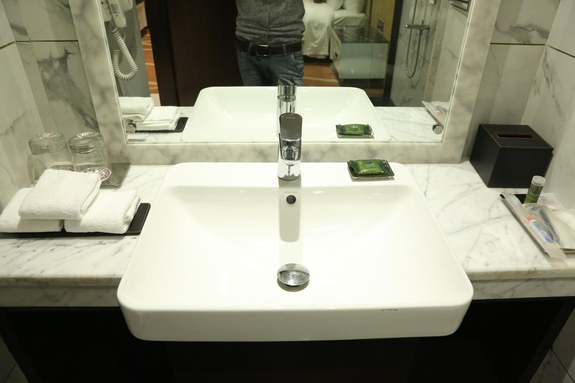 Radisson Lucknow City Center Kültér fotó